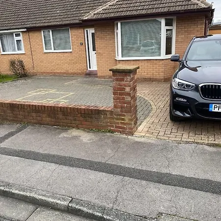 Spacious Three Bedroom Bungalow Kirkham  Exterior photo